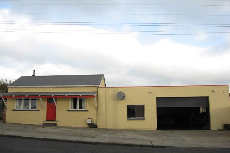 Photo of property in 24 Bridport Street, Kaitangata, 9210