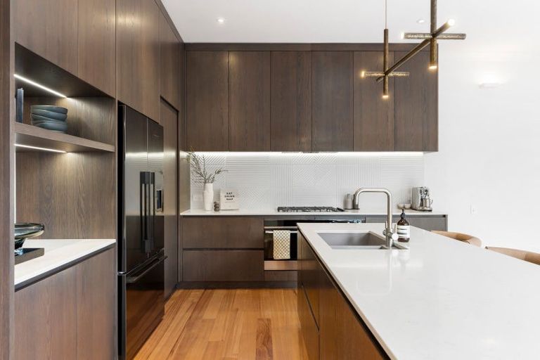 Photo of property in 44 Princes Street, Northcote Point, Auckland, 0627