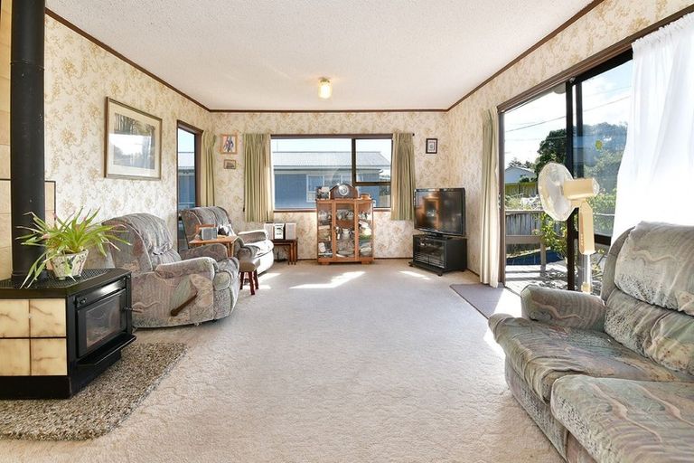 Photo of property in 9 Matai Road, Stanmore Bay, Whangaparaoa, 0932