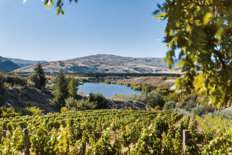 Photo of property in 15a Cairnmuir Road, Nevis, Cromwell, 9384