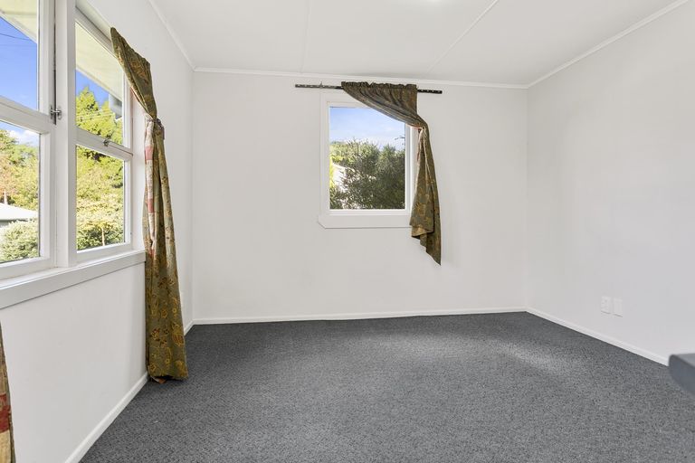 Photo of property in 9 Rose Street, Tirau, 3410