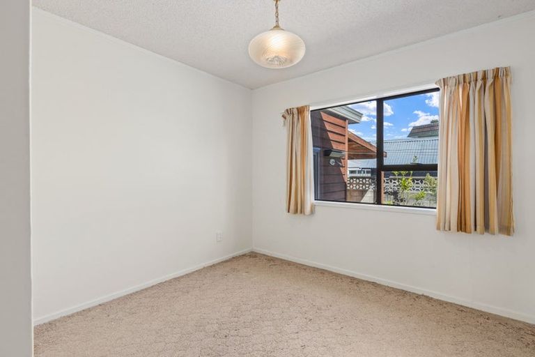 Photo of property in 12a Manuka Street, Orewa, 0931