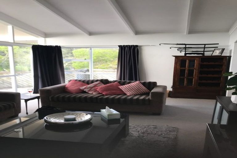 Photo of property in 15 Vandeleur Avenue, Birkdale, Auckland, 0626