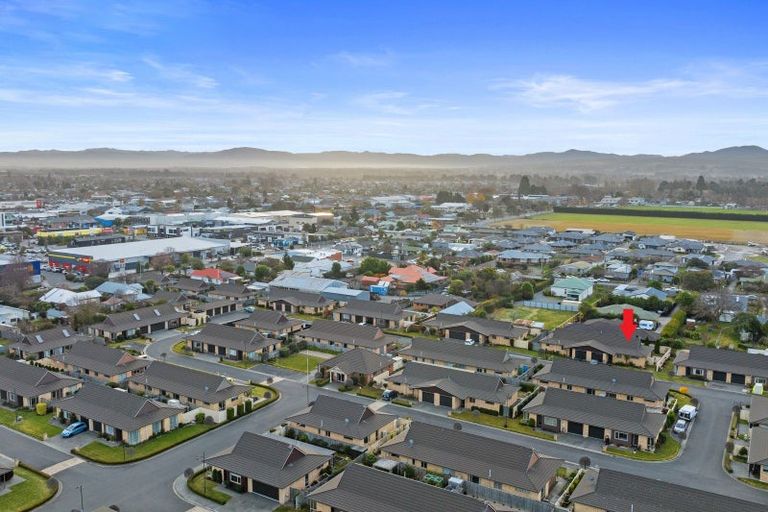 Photo of property in 3 Reeves Road, Rangiora, 7400