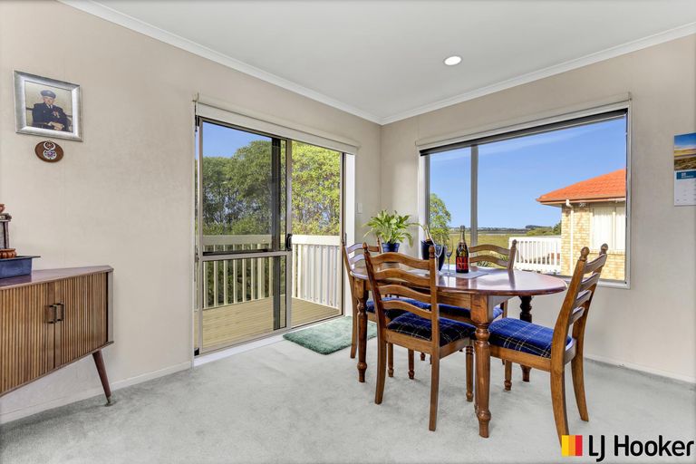 Photo of property in 14 Sandwick Drive, Weymouth, Auckland, 2103