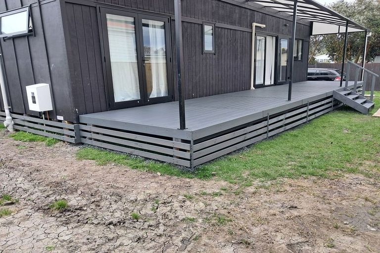 Photo of property in 81 De Lautour Road, Inner Kaiti, Gisborne, 4010