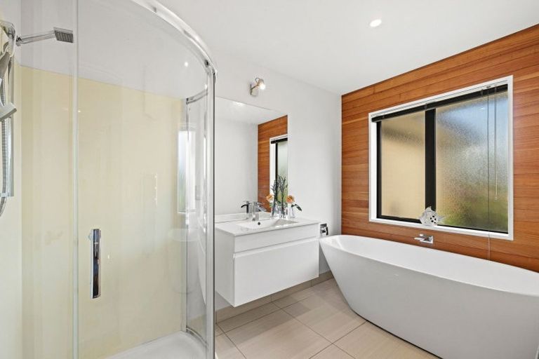 Photo of property in 22 Landsborough Drive, Darfield, 7571