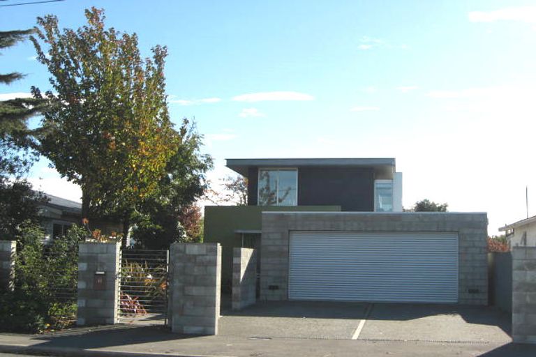 Photo of property in 61 Jeffreys Road, Fendalton, Christchurch, 8052