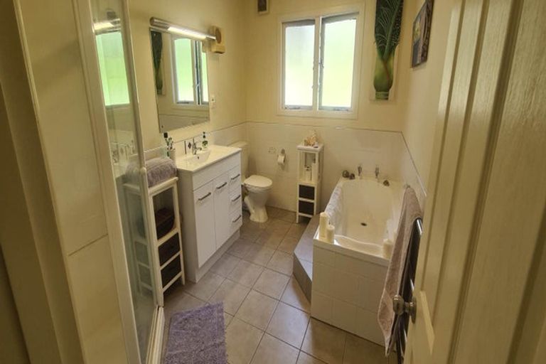 Photo of property in 8 Lacebark Lane, Waipapa, 0230