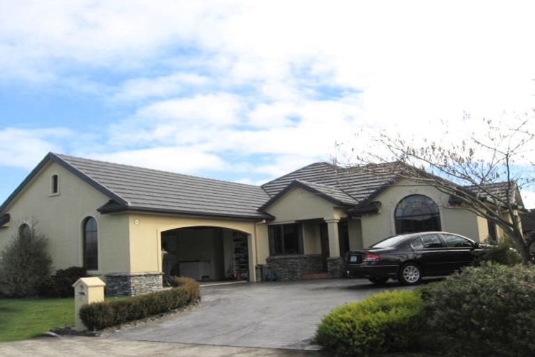 Photo of property in 6 Kilmuir Place, Rototuna, Hamilton, 3210