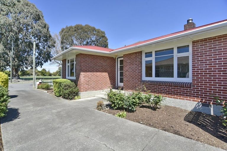 Photo of property in 30 Kendal Avenue, Burnside, Christchurch, 8053