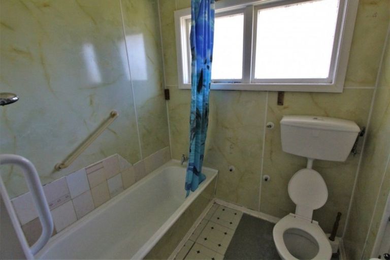 Photo of property in 6 Takahe Place, Tokoroa, 3420