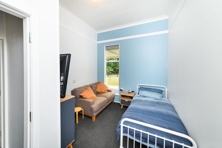 Photo of property in 1216 Rangiotu Road, Tiakitahuna, Palmerston North, 4477