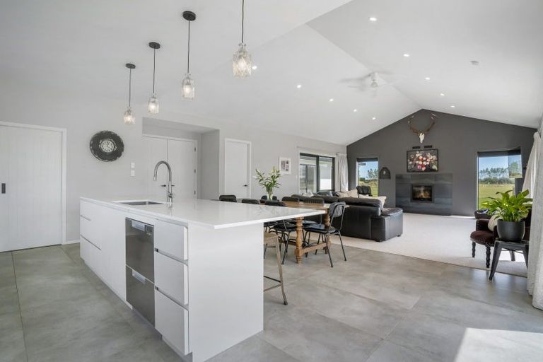 Photo of property in 141 Devereux Road, Winton, 9782