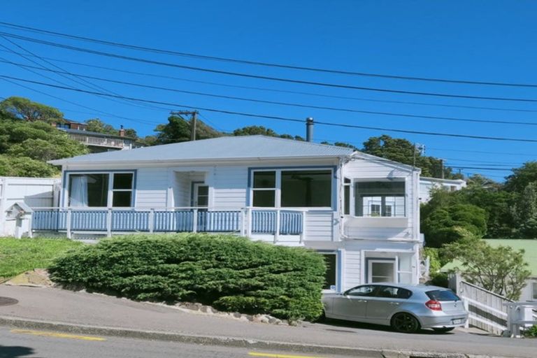 Photo of property in 4 Cecil Road, Wadestown, Wellington, 6012