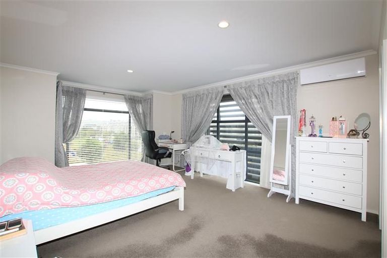 Photo of property in 19 Styak Street, Stonefields, Auckland, 1072