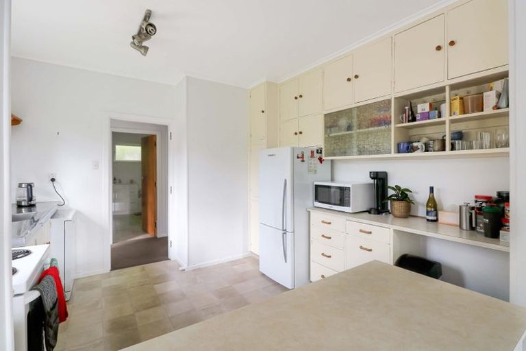 Photo of property in 63 Holborn Drive, Stokes Valley, Lower Hutt, 5019