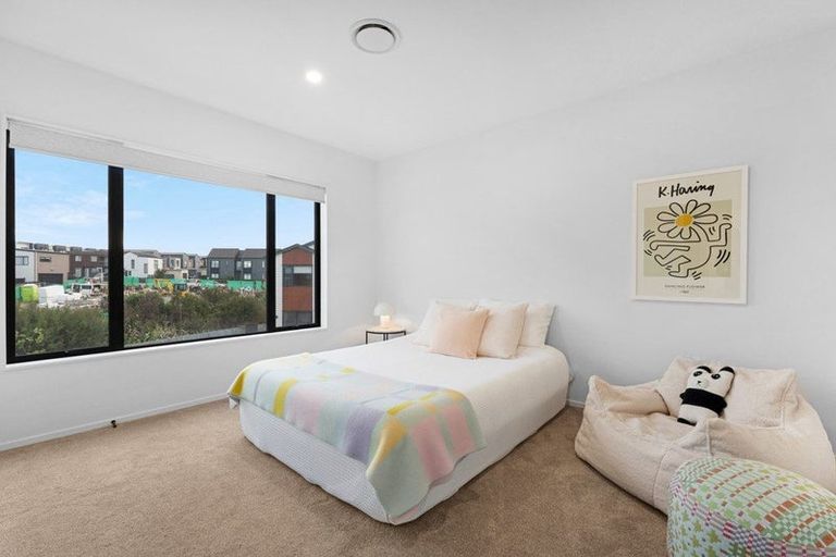 Photo of property in 3 Hato Road, Hobsonville, Auckland, 0616