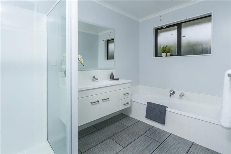 Photo of property in 13 Wanderers Avenue, Brightwater, 7022