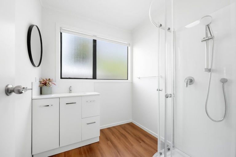 Photo of property in 16 Watkins Grove, Taita, Lower Hutt, 5011