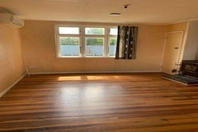 Photo of property in 115 Mclean Street, Woodville, 4920