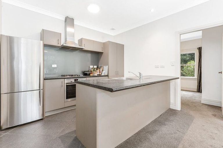 Photo of property in 44 Aurora Terrace, Kelburn, Wellington, 6012