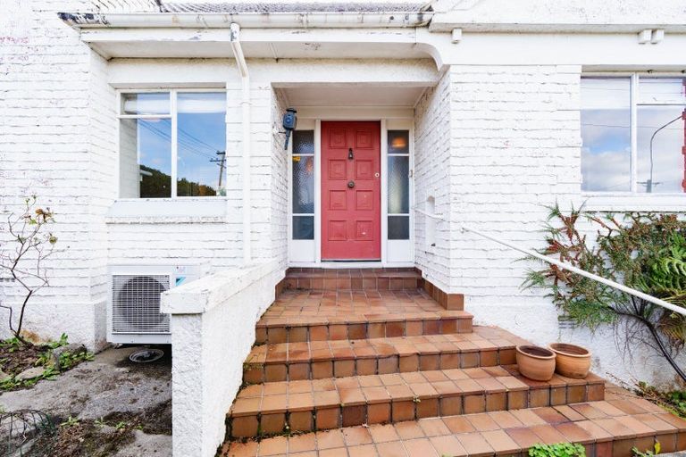 Photo of property in 48 Drivers Road, Maori Hill, Dunedin, 9010