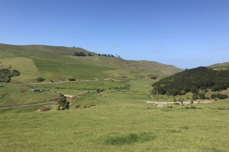 Photo of property in 1809 Whaanga Road, Raglan, 3296