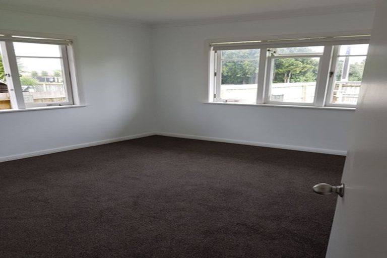 Photo of property in 85 Russell Road, Manurewa, Auckland, 2102
