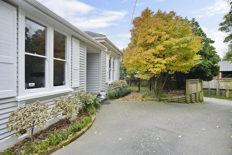 Photo of property in 11 Locarno Street, Opawa, Christchurch, 8023