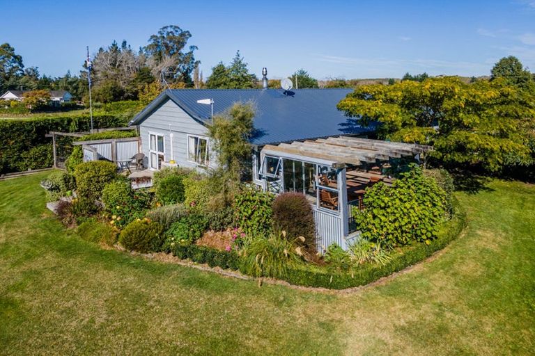 Photo of property in 68 Iverach Road, Temuka, 7985