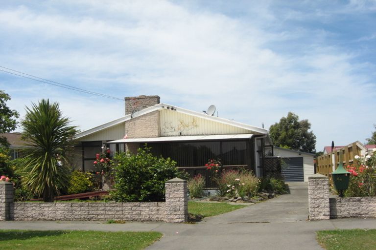 Photo of property in 26 Tenby Place, Avondale, Christchurch, 8061