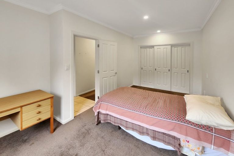 Photo of property in 40 Futuna Close, Karori, Wellington, 6012