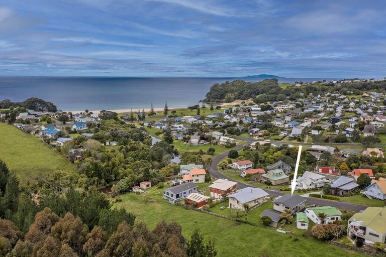 Photo of property in 114 Tuna Place, Onemana, Whangamata, 3691