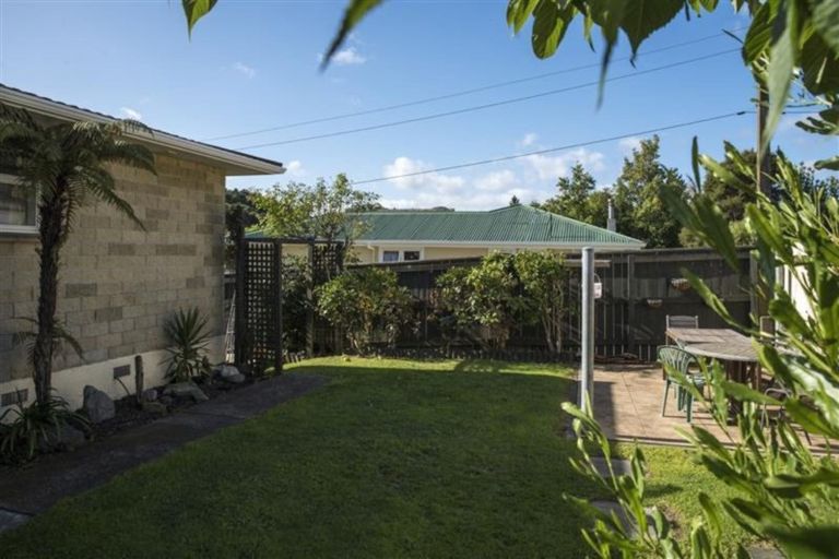 Photo of property in 51 Hampden Street, Picton, 7220