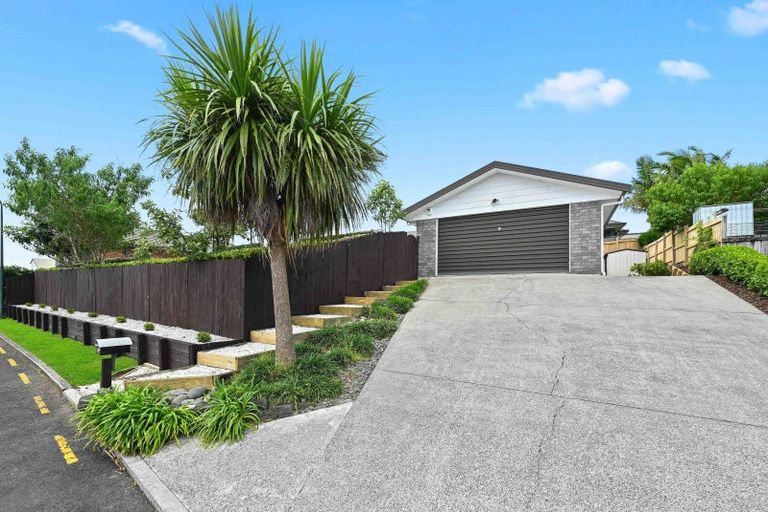 Photo of property in 30 Pointon Glade, Grandview Heights, Hamilton, 3200