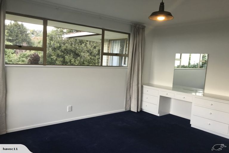 Photo of property in 6 Patchett Place, Cashmere, Christchurch, 8022