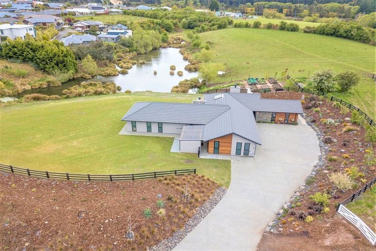 Photo of property in 47 Awa Toru Drive, Fairfield, Dunedin, 9018