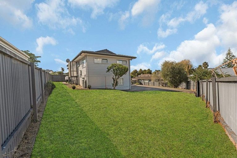 Photo of property in 207 Mahia Road, Wattle Downs, Auckland, 2102