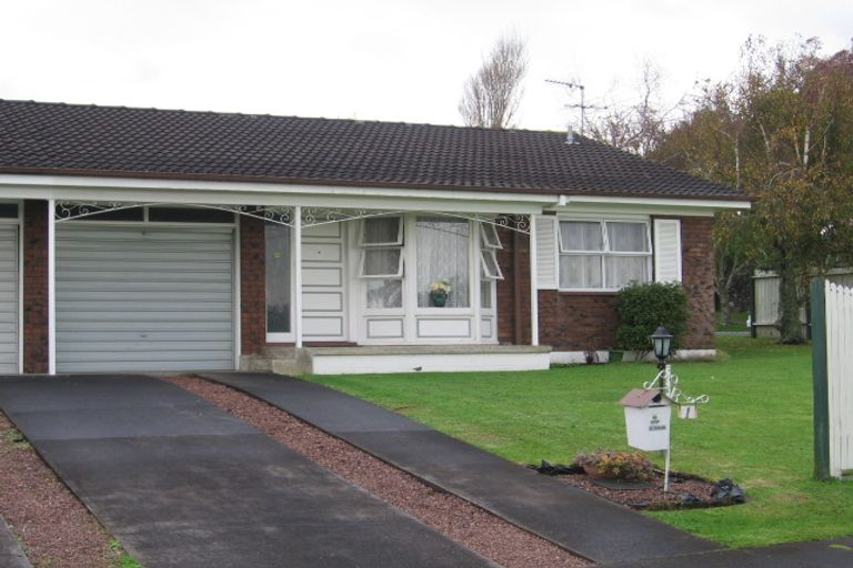 Photo of property in 2/1 Suzetta Place, Sunnyhills, Auckland, 2010