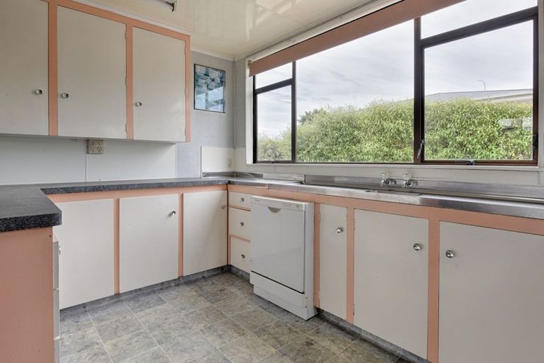 Photo of property in 52 Broughton Street, Gore, 9710