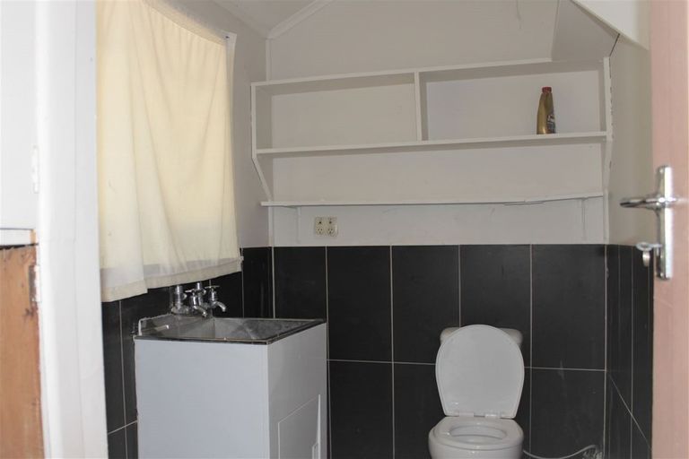 Photo of property in 5 Maxwell Avenue, Papatoetoe, Auckland, 2025