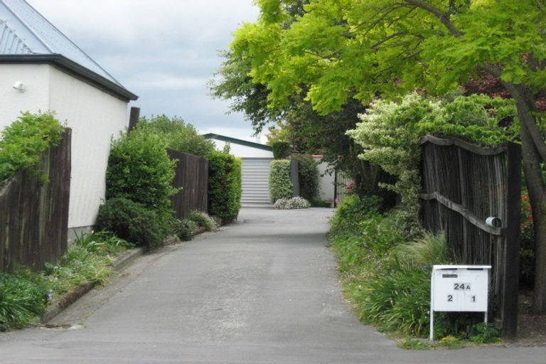 Photo of property in 1/24a Juniper Place, Burnside, Christchurch, 8053