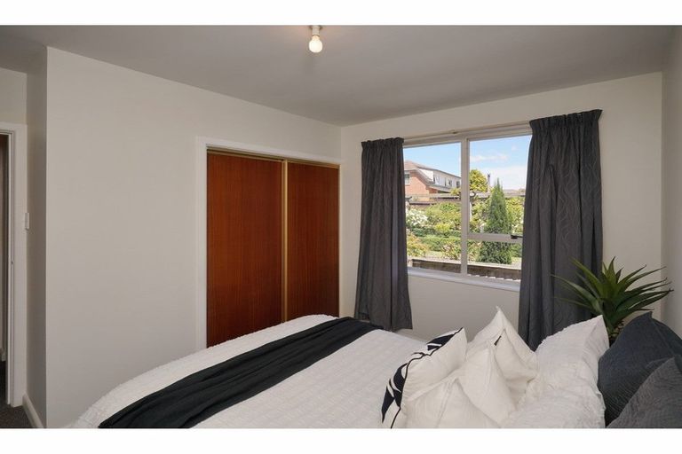 Photo of property in 4/120 Saint James Avenue, Papanui, Christchurch, 8053