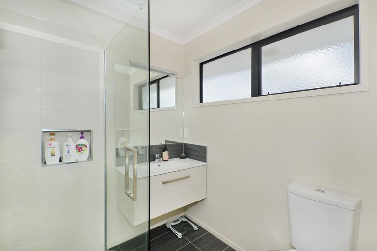 Photo of property in 18 Wairau Drive, Tikipunga, Whangarei, 0112