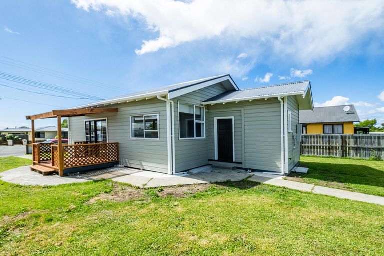 Photo of property in 11 George Street, Waimate, 7924