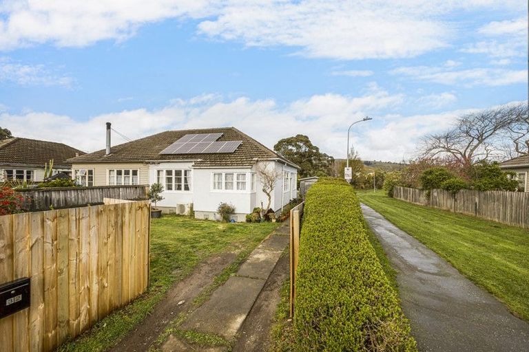 Photo of property in 32 Riley Crescent, Woolston, Christchurch, 8023