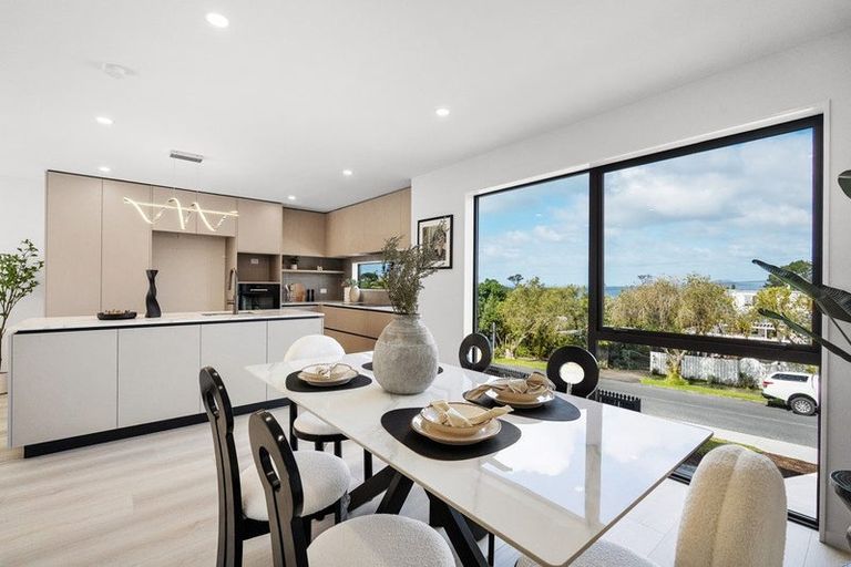 Photo of property in 12b Rewi Street, Torbay, Auckland, 0630