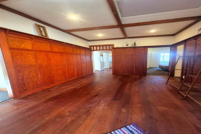 Photo of property in 7 Crawford Road, Kilbirnie, Wellington, 6022