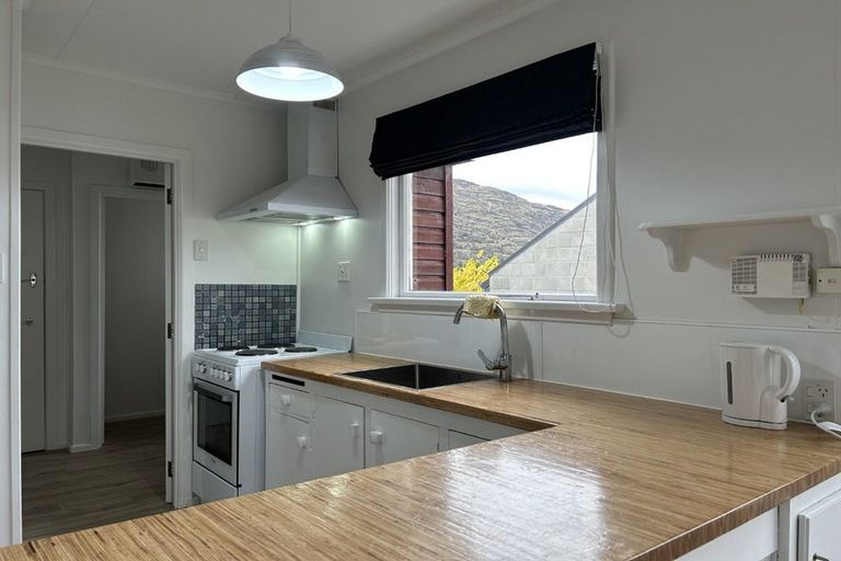 Photo of property in 4 Birse Street, Frankton, Queenstown, 9300